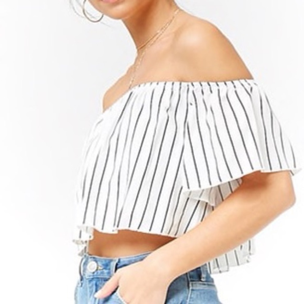 NWOT F21 Off the Shoulder Crop Top